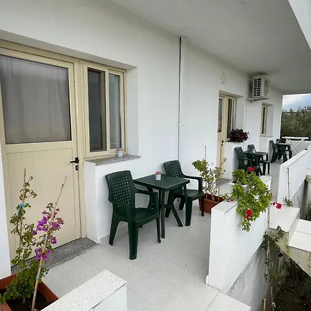 Διαμέρισμα Fabio And Orhana